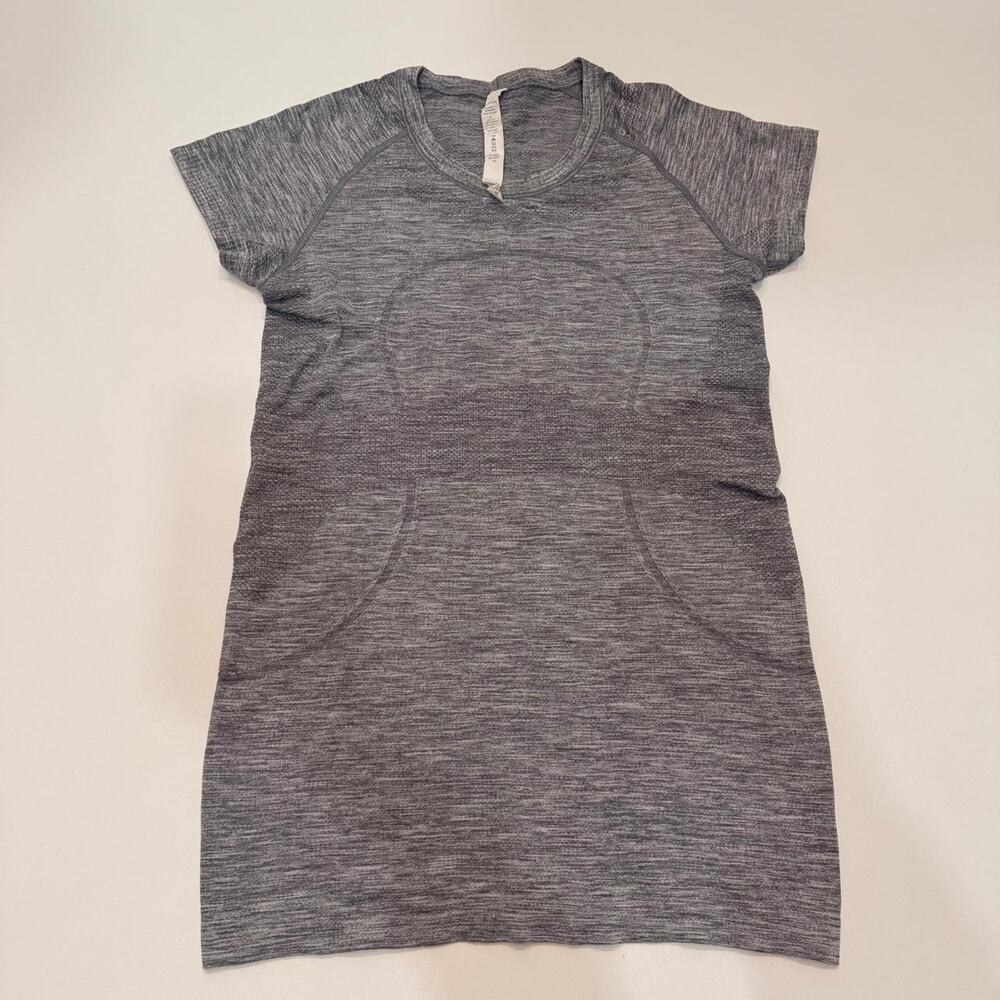 Lululemon gray heathered short sleeve